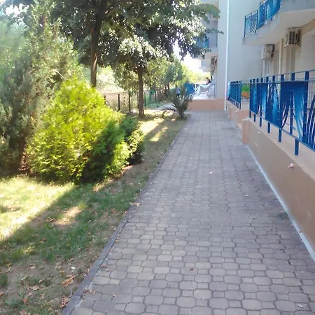 Διαμέρισμα Двустаен Апартамент Във Слънчев Бряг, България *